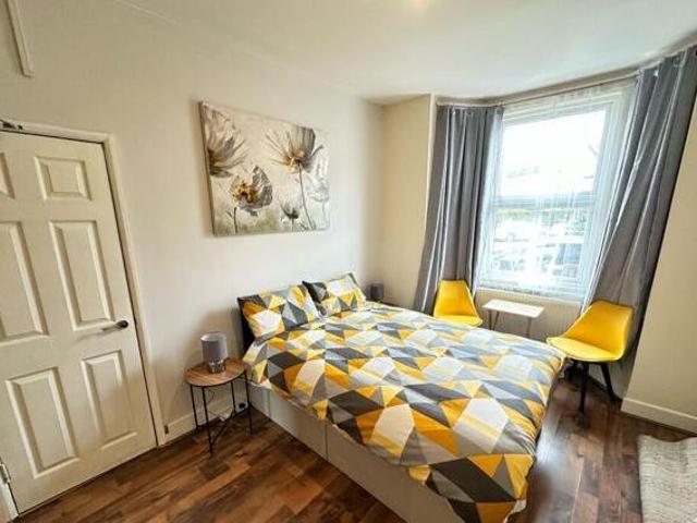 House for sale in Greater London