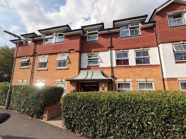 Apartment for rent in Red Hill, Surrey