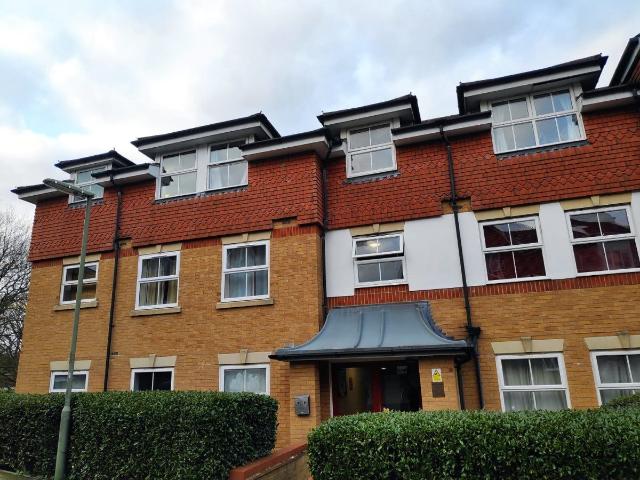 Apartment for rent in Red Hill, Surrey