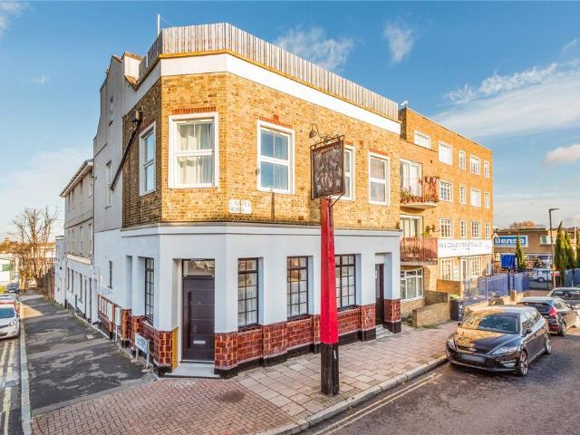 House for rent in West Norwood, Greater London