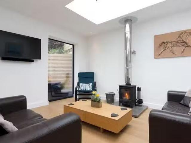 Apartment for rent in Pentraeth, Wales