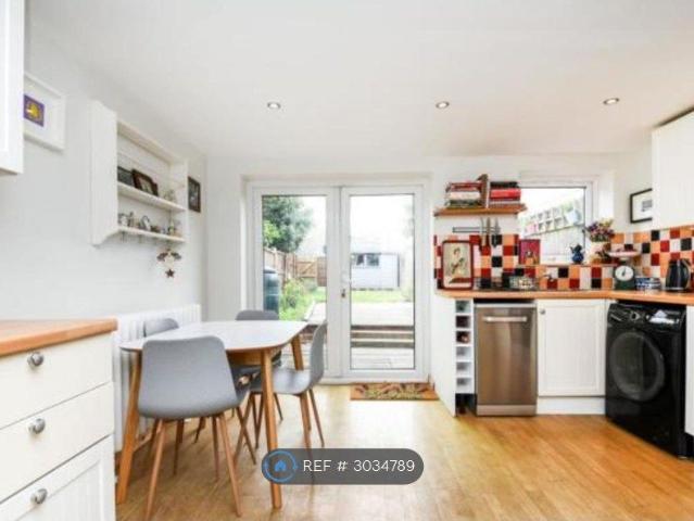 House for rent in Great Burstead, Billericay