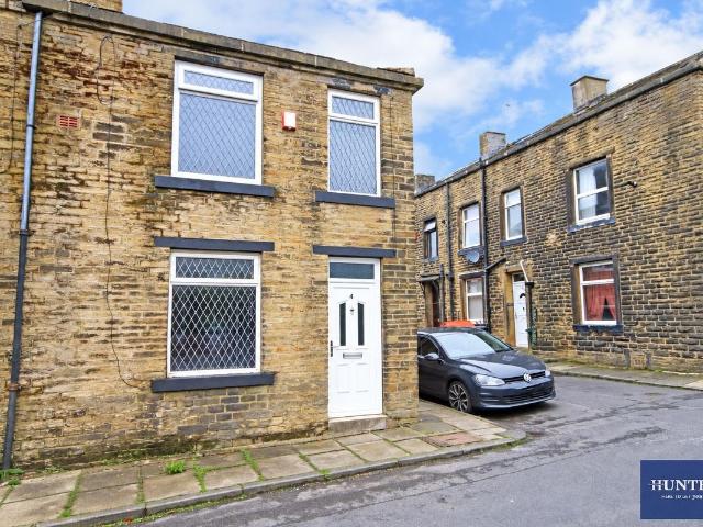 House for rent in Denholme, West Yorkshire