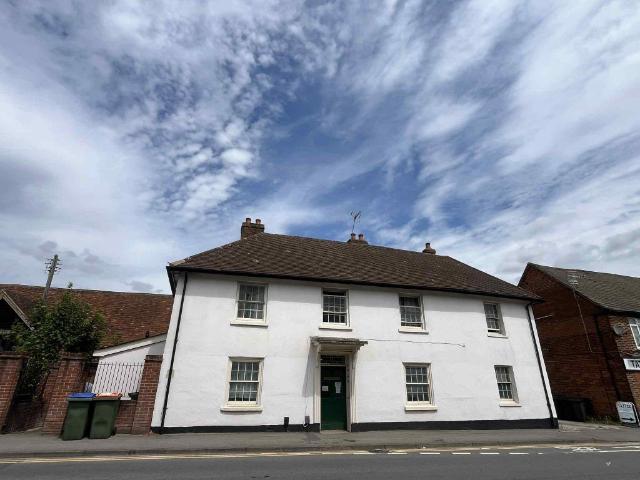 House for rent in Thatcham, West Berkshire