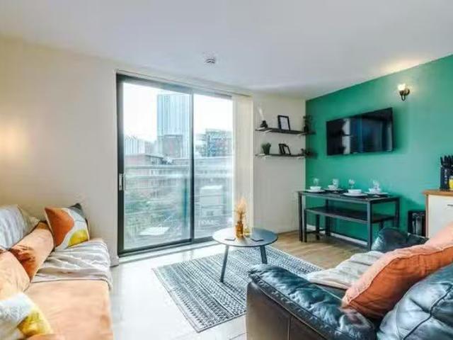 Apartment for rent in City Centre, Salford
