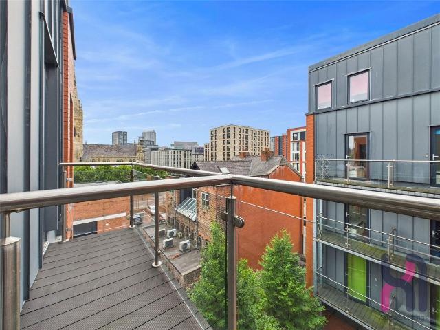 Studio for rent in Blackfriars, Salford