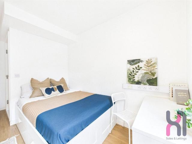 Studio for rent in Blackfriars, Salford