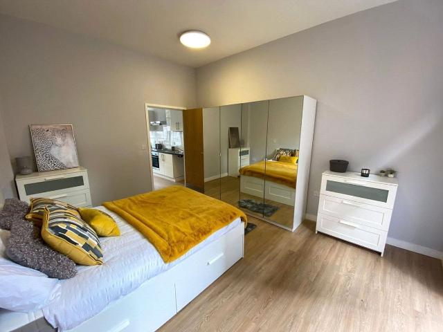 Studio for rent in Blackfriars, Salford