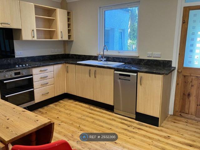 House for rent in Grade-Ruan, Ruan Minor