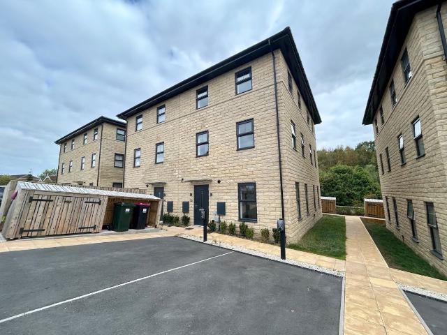 House for rent in Kiveton Park, Isle Of Man