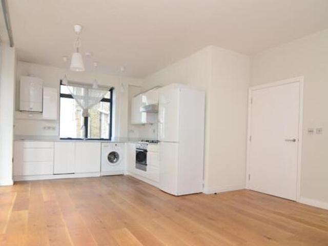 House for rent in Lyons, Greater London