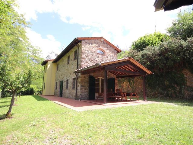 House for sale in Allington, Midway