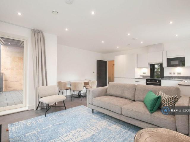 House for rent in London Borough of Hounslow, Strand