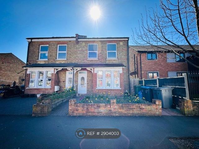 Room for rent in Sudbury, Greater London