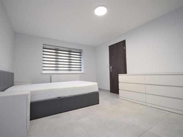 Studio for rent in Sudbury, Greater London