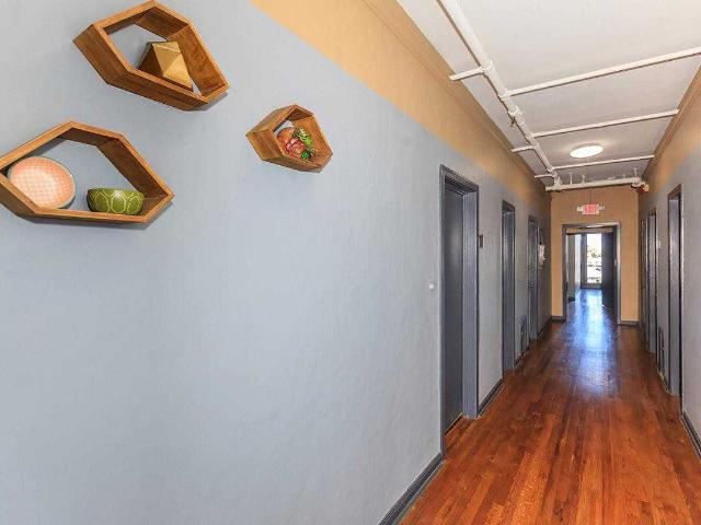 Apartment for rent in Canoga Park, California