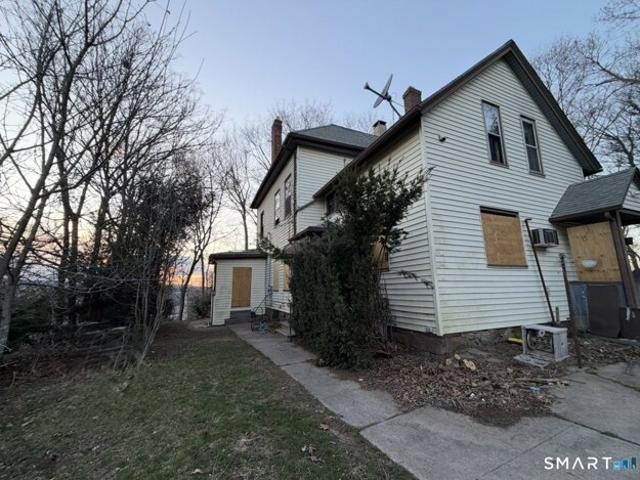 House for sale in Waterbury, Connecticut