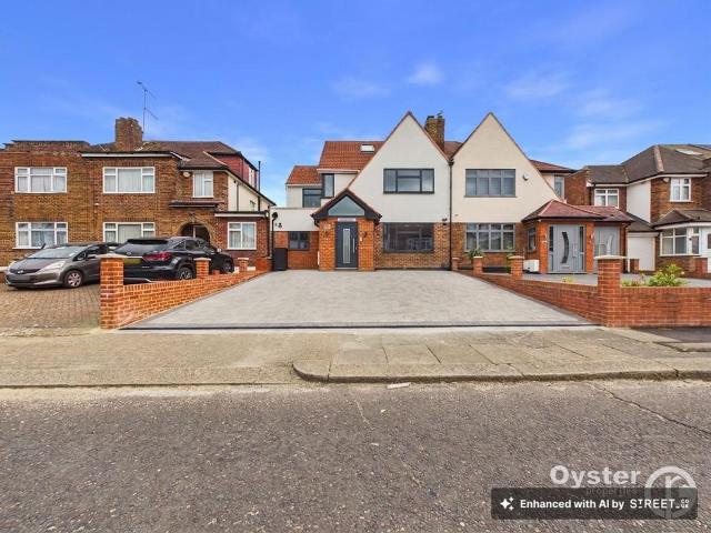 House for rent in Preston, Greater London
