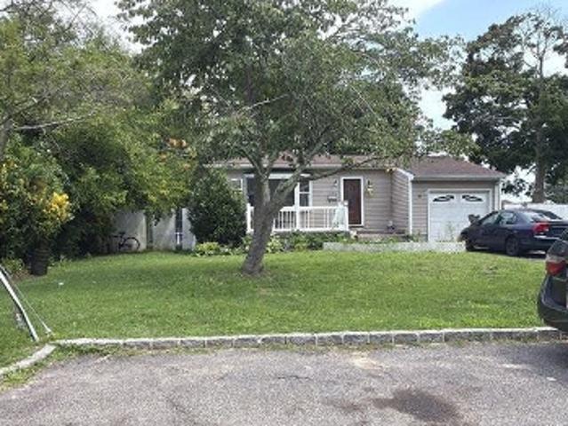 House for sale in Bohemia, New York