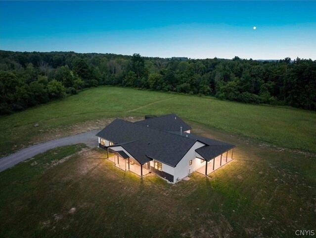 House for sale in Oneida, New York