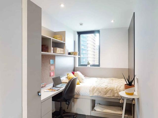 Apartment for rent in London Borough of Ealing, Park Royal