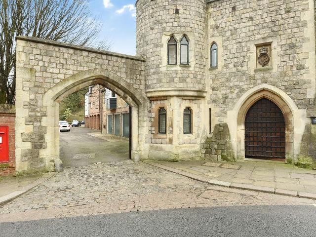 Apartment for rent in Clewer Village, Windsor