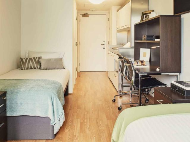 Apartment for rent in North Kensington, Greater London