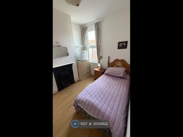 Room for rent in Dollis Hill, Greater London
