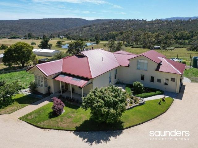 Cottage for sale in Nunamara, Tasmania