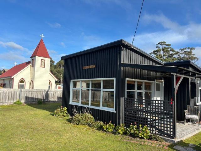 House for sale in Adventure Bay, Tasmania