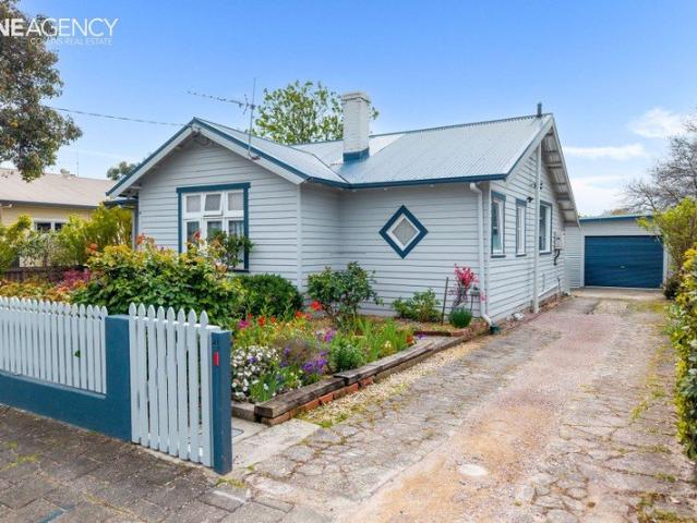 House for sale in Devonport