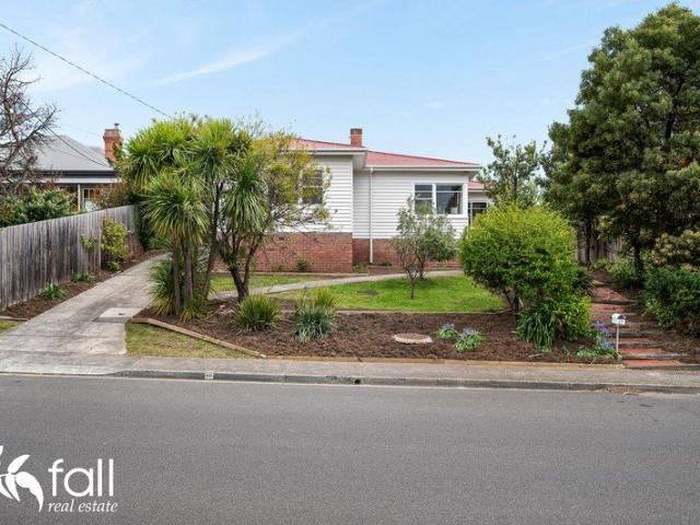 House for sale in Lenah Valley, Hobart