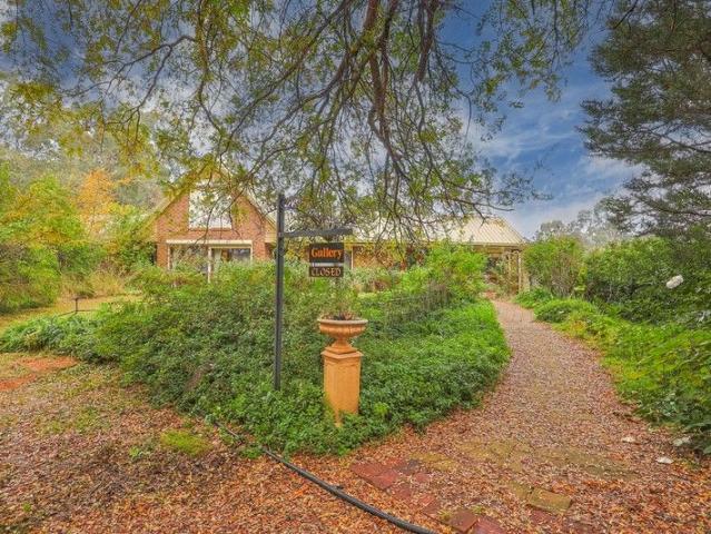 House for sale in Gol Gol