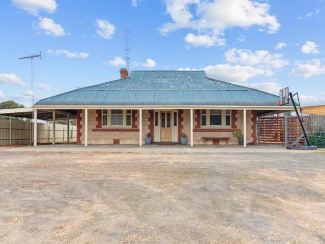 House for sale in Karoonda, South Australia