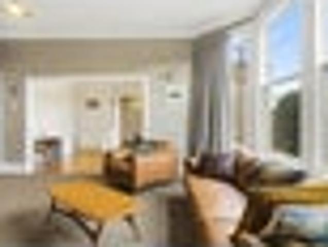 House for sale in Otakou
