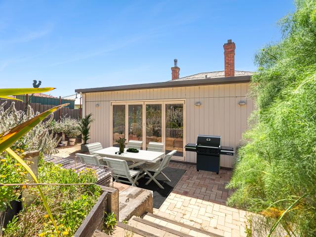 House for sale in Brisbane Grove, New South Wales