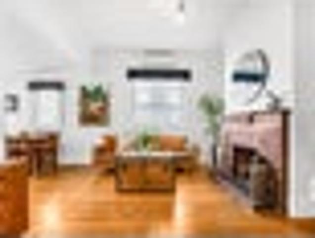 House for sale in Auckland, Oroua County