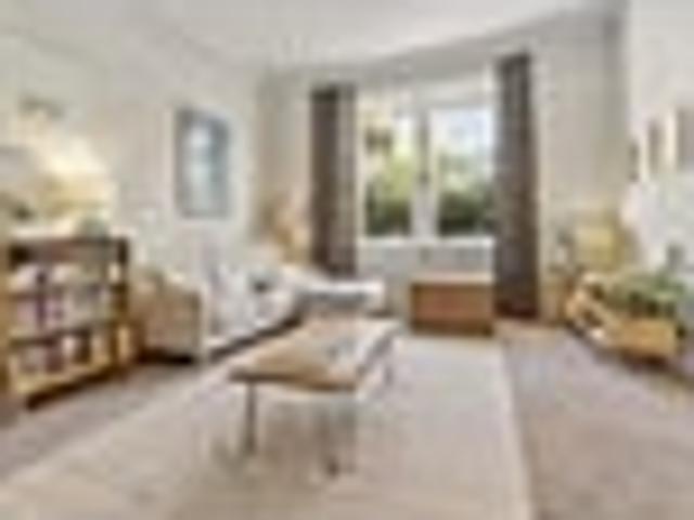 House for sale in Thorndon