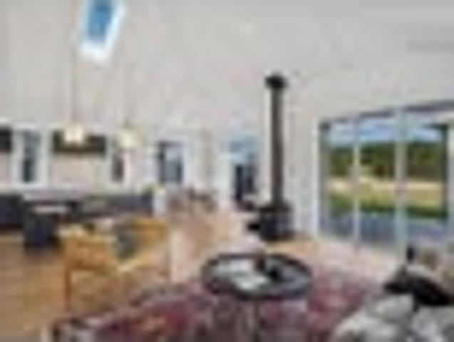 House for sale in Otakou