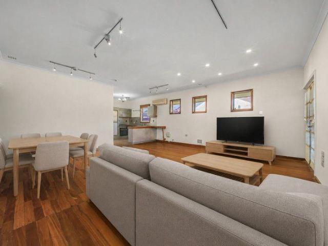 House for rent in Wilson, Western Australia