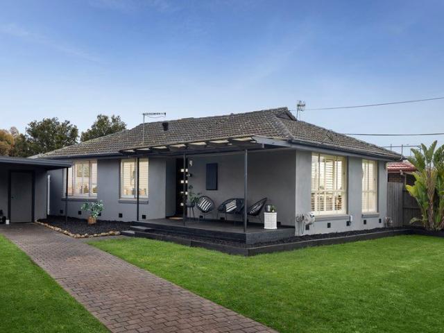House for sale in Gladstone Park, Melbourne