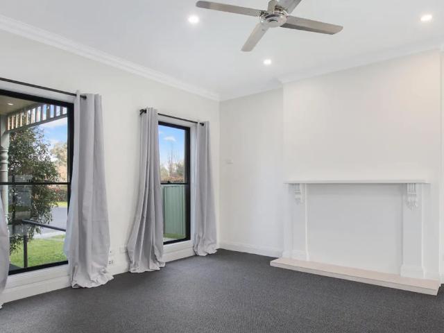House for rent in Lavington, Albury