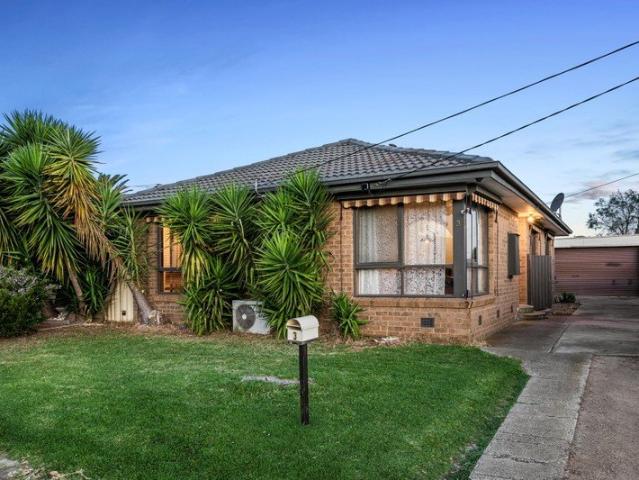 House for sale in Golf Links, Melbourne