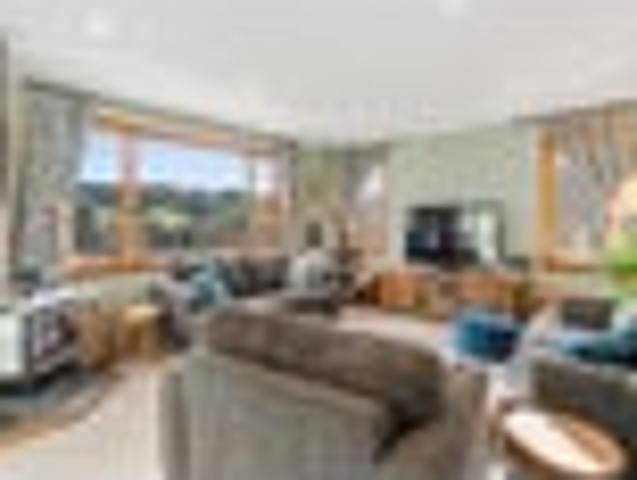 House for sale in Otakou