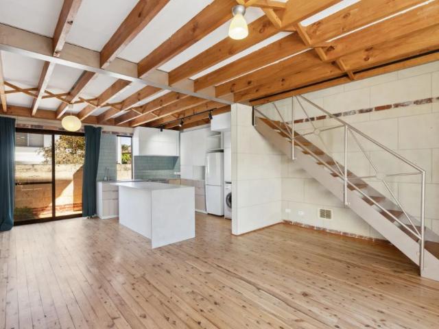 Townhouse for rent in Highgate, Western Australia