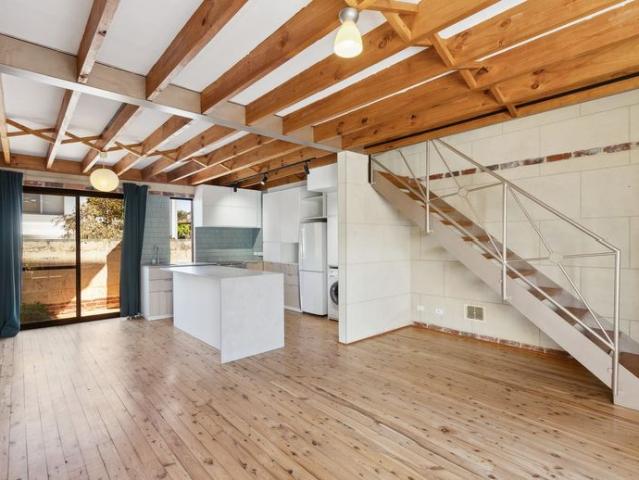 Townhouse for rent in Highgate, Western Australia