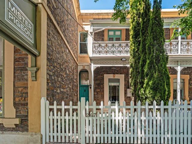 Townhouse for sale in Adelaide