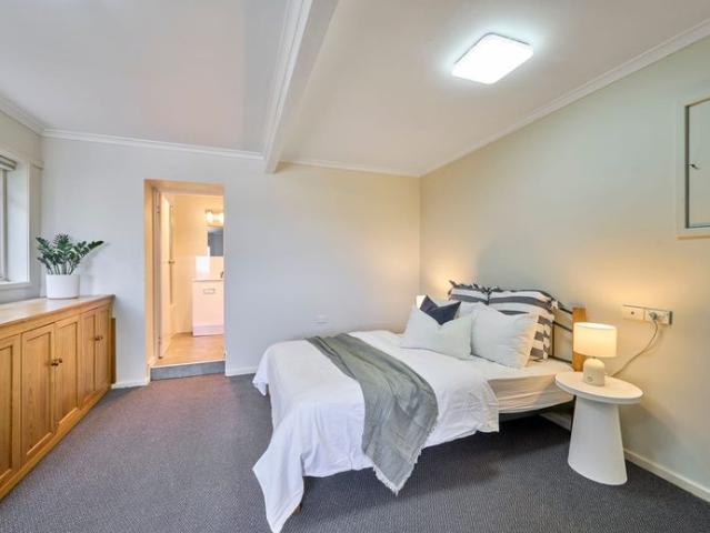 Granny Flat for rent in Hobart, Tasmania