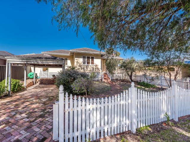 House for rent in Innaloo, Western Australia