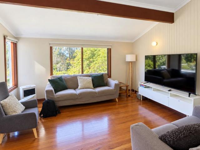 House for rent in Sydney, Blue Mountains City Council
